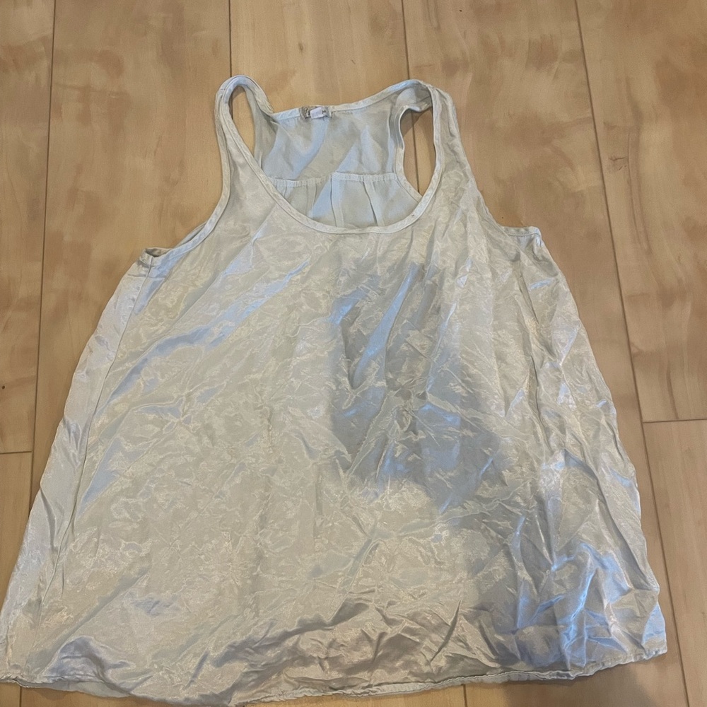 Light blue PJ Harlow top
XS